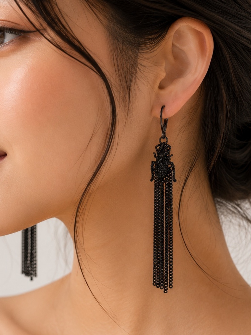 NWT Simply Vera Vera Wang Black Spider Bug Halloween Drop Dangle Earrings
